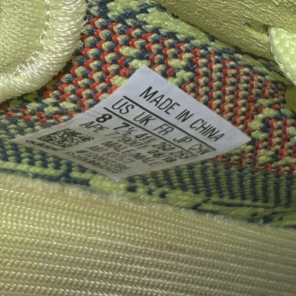 mens yeezy boost 350 V2 ‘semi-frozen yellow’ shoe - Picture 9 of 9